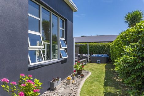Photo of property in 20 Trusham Court, Paraparaumu, 5032