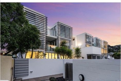 Photo of property in 2/22 Esplanade, Sumner, Christchurch, 8081