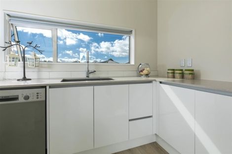 Photo of property in 18 Raymond Grace Avenue, Huapai, Kumeu, 0810