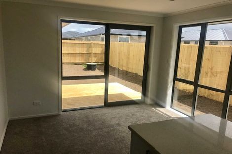 Photo of property in 27 Rainsford Road, Pukekohe, 2120