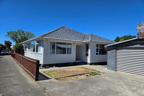 Photo of property in 2/102 Yaldhurst Road, Sockburn, Christchurch, 8042