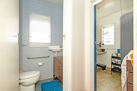 Photo of property in 4 Hinekura Road, Tolaga Bay, 4077