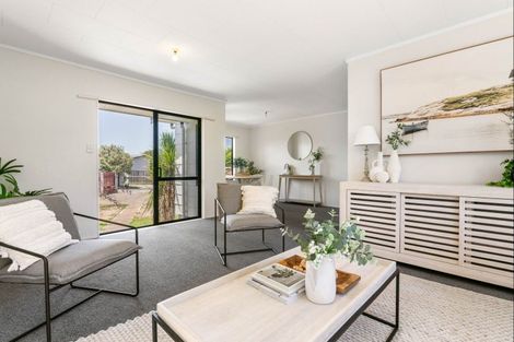 Photo of property in 15 Monowai Street, Mount Maunganui, 3116