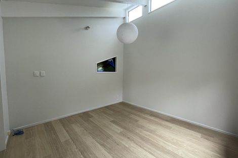 Photo of property in 9 Prudence Place, Oakura, 4314