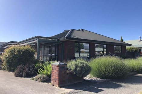 Photo of property in 39 Cairnmuir Crescent, Cromwell, 9310