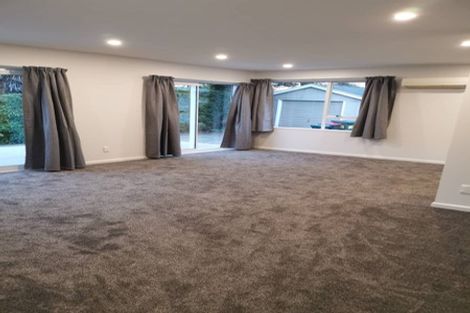 Photo of property in 58 Jennifer Street, Bryndwr, Christchurch, 8053