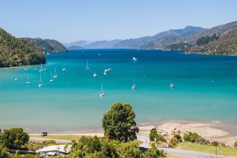 Photo of property in 1 Okiwa Place, Anakiwa, Picton, 7281