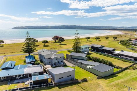Photo of property in 22 Pohutukawa Drive, Mahia, Nuhaka, 4198