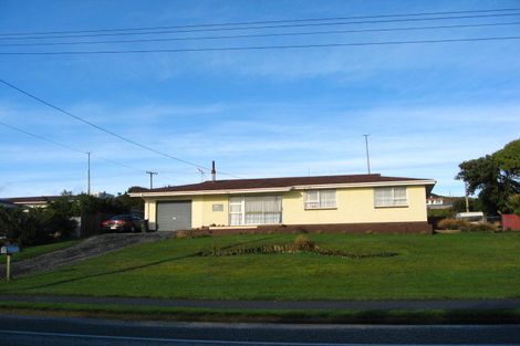 Photo of property in 56 Ocean Beach Road, Bluff, 9814