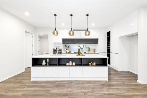 Photo of property in 15 Catalina Avenue, Rosehill, Papakura, 2113