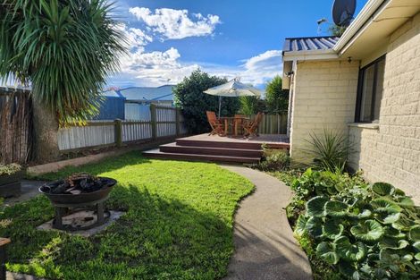 Photo of property in 811a Main North Road, Belfast, Christchurch, 8051