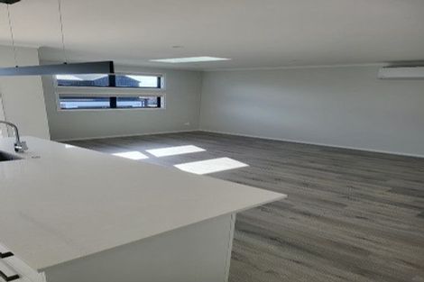 Photo of property in 4 Atutahi Lane, Papamoa Beach, 3118