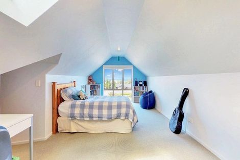 Photo of property in 63 Loch Views Road, Acacia Bay, Taupo, 3385