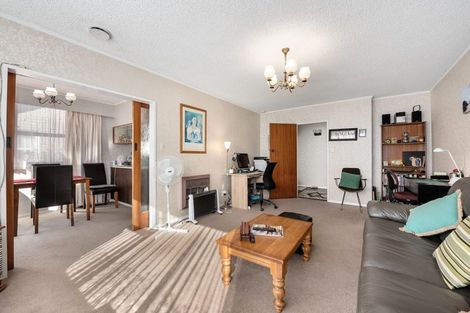 Photo of property in 2/166 Waterloo Road, Hutt Central, Lower Hutt, 5010