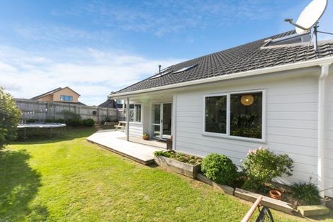 Photo of property in 7 Ashton Fitchett Drive, Brooklyn, Wellington, 6021