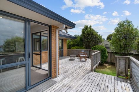 Photo of property in 90a Ridge Road, Howick, Auckland, 2014
