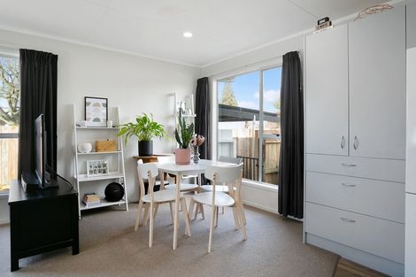 Photo of property in 7a Carlyle Street, Leamington, Cambridge, 3432