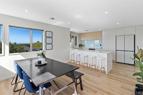 Photo of property in 26 Belleview Terrace, Mount Pleasant, Christchurch, 8081