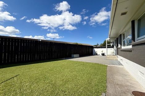 Photo of property in 2/22 Ramsey Street, Papatoetoe, Auckland, 2025