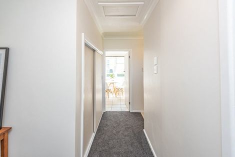 Photo of property in 2 Cumbrae Place, Aramoho, Whanganui, 4500