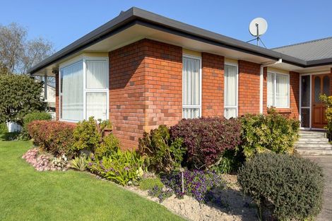 Photo of property in 61 Hayward Road, Ngatea, 3503