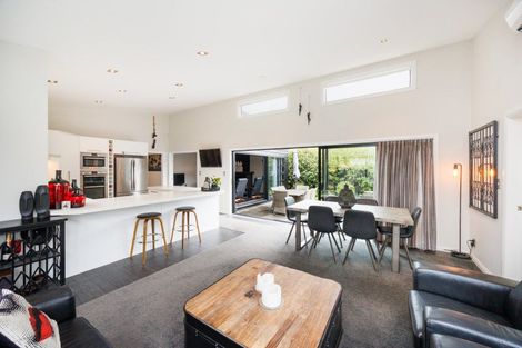 Photo of property in 24a Ihaka Street, Hokowhitu, Palmerston North, 4410