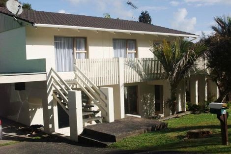 Photo of property in 4 Wyvern Place, Glenfield, Auckland, 0629