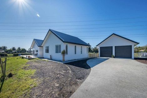 Photo of property in 32 Brookvale Lane, Taupaki, Henderson, 0782