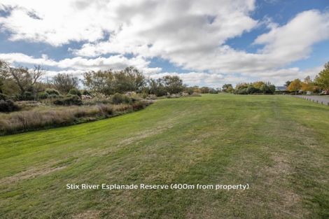 Photo of property in 10 Harrys Way, Redwood, Christchurch, 8051