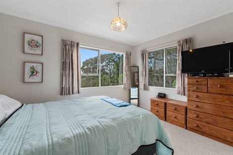 Photo of property in 2/8 Glenvale Place, Totara Vale, Auckland, 0629