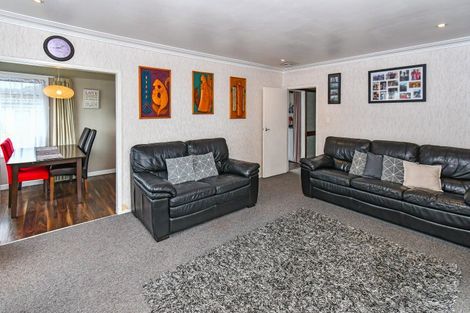 Photo of property in 8 Oregon Place, Papakura, 2110