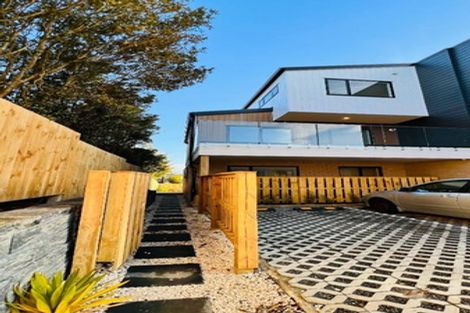 Photo of property in 1/241 Don Buck Road, Massey, Auckland, 0614