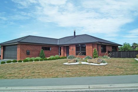 Photo of property in 17 Blue Stone Drive, Waiareka Junction, Oamaru, 9401