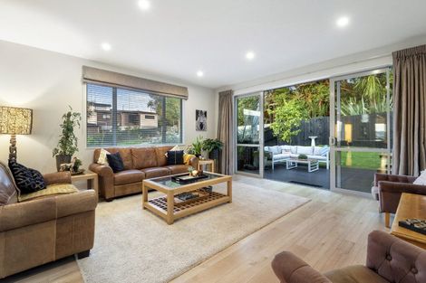 Photo of property in 7 Bridget Court, Red Beach, 0932