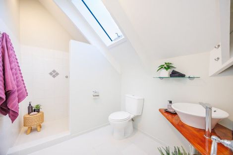 Photo of property in 20 Cashmere Drive, Fitzherbert, Palmerston North, 4410