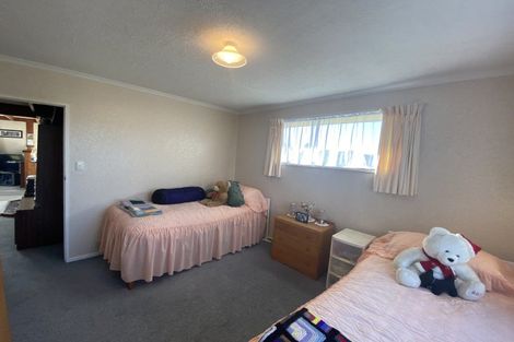 Photo of property in 18 Redcliff Road, Glenavy, Waimate, 7980