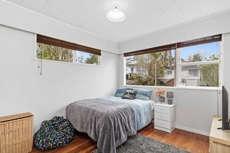 Photo of property in 38 Normanton Street, Glenfield, Auckland, 0629