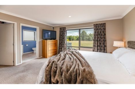 Photo of property in 16 Thorndon Close, Kirwee, Darfield, 7571