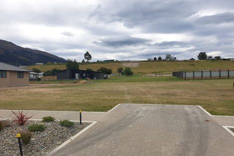 Photo of property in 35 Timsfield Drive, Lake Hawea, Wanaka, 9382