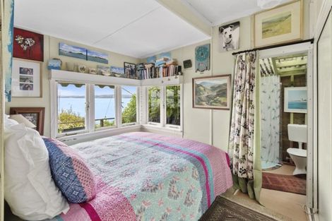 Photo of property in 91 Kawakawa Bay Coast Road, Kawakawa Bay, Papakura, 2585