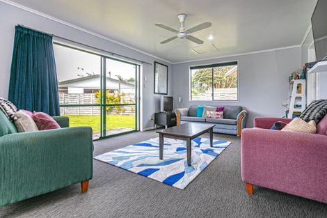 Photo of property in 30 Mako Avenue, Whiritoa, Whangamata, 3691