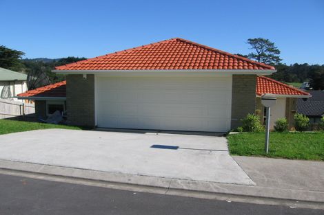 Photo of property in 66 View Ridge Drive, Ranui, Auckland, 0612