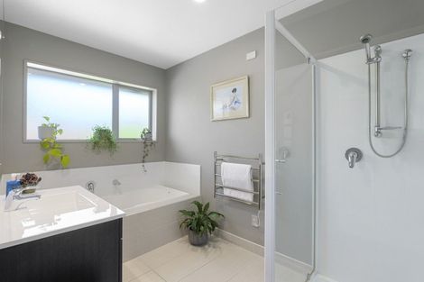 Photo of property in 42 Rotherham Drive, West Melton, 7618