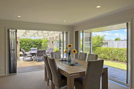 Photo of property in 36 Plover Street, One Tree Point, 0118