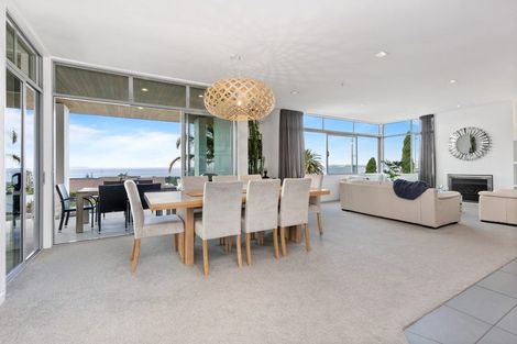 Photo of property in 2 Taumata Road, Castor Bay, Auckland, 0620