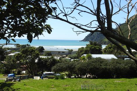 Photo of property in 22 Makahuri Place, Hicks Bay, Tikitiki, 4087