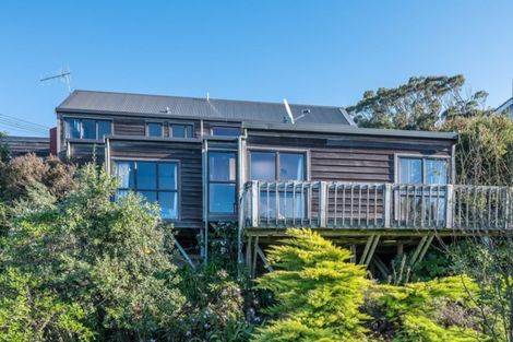 Photo of property in 3a Newport Terrace, Seatoun, Wellington, 6022