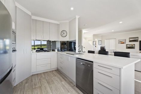 Photo of property in 56 Nautilus Drive, Gulf Harbour, Whangaparaoa, 0930