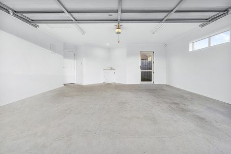 Photo of property in 17 Charlotte Crescent, Dinsdale, Hamilton, 3204