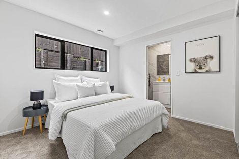 Photo of property in 1c Dreadon Road, Manurewa, Auckland, 2102